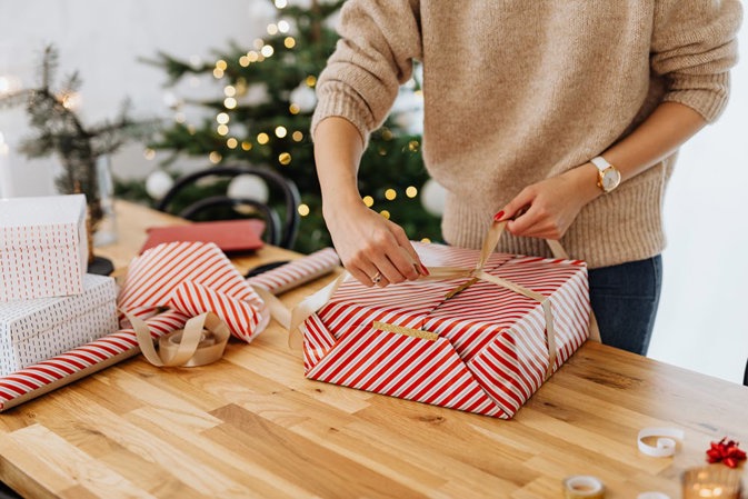 5 Tips For Sending Christmas Gifts